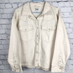 NWT Kensie Size M Denim Shacket